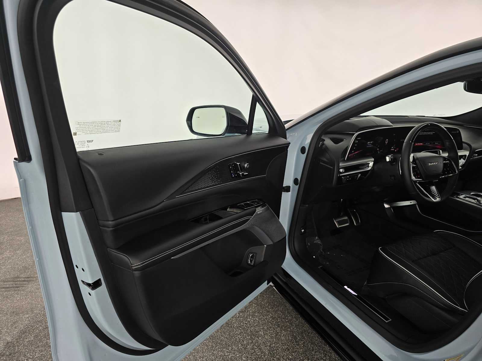 2026 Cadillac LYRIQ V-Series Premium