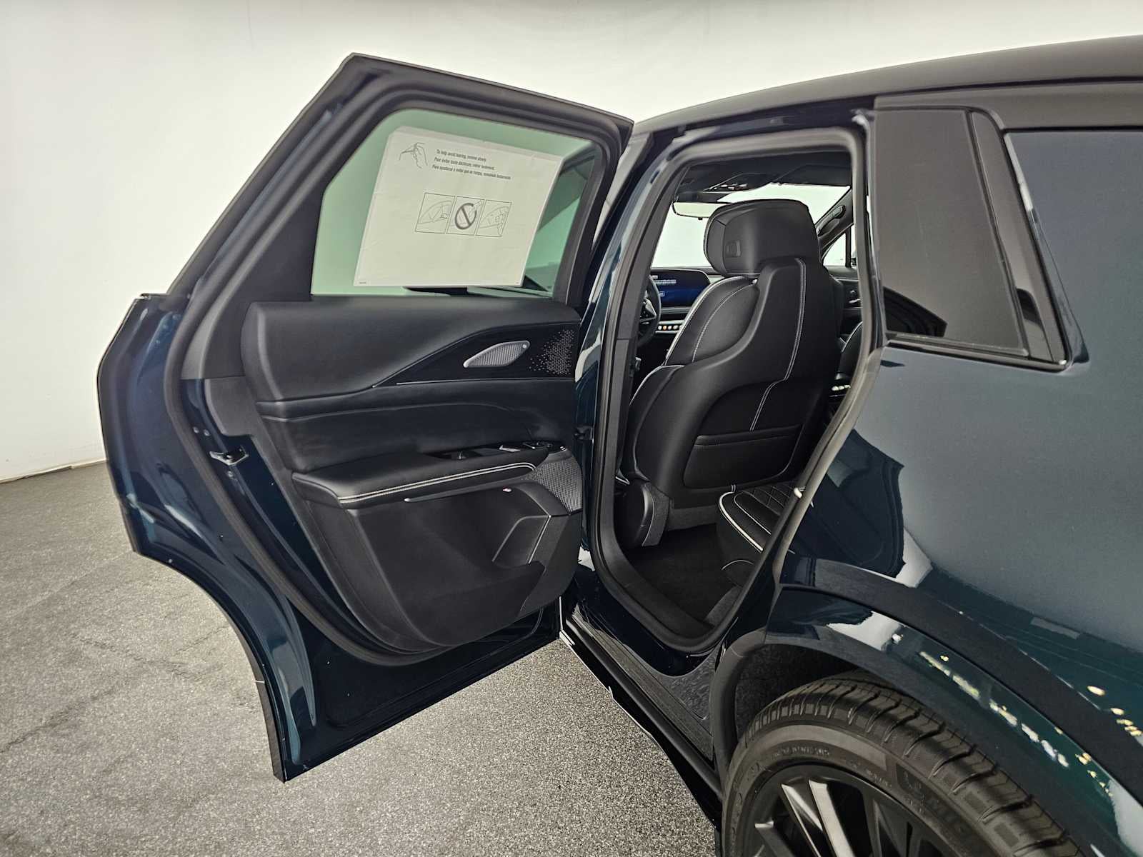 2026 Cadillac LYRIQ V-Series Premium