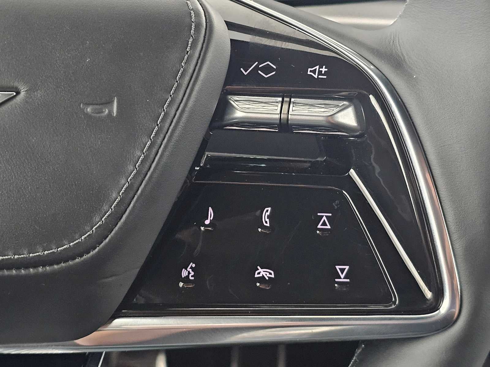 2026 Cadillac LYRIQ V-Series