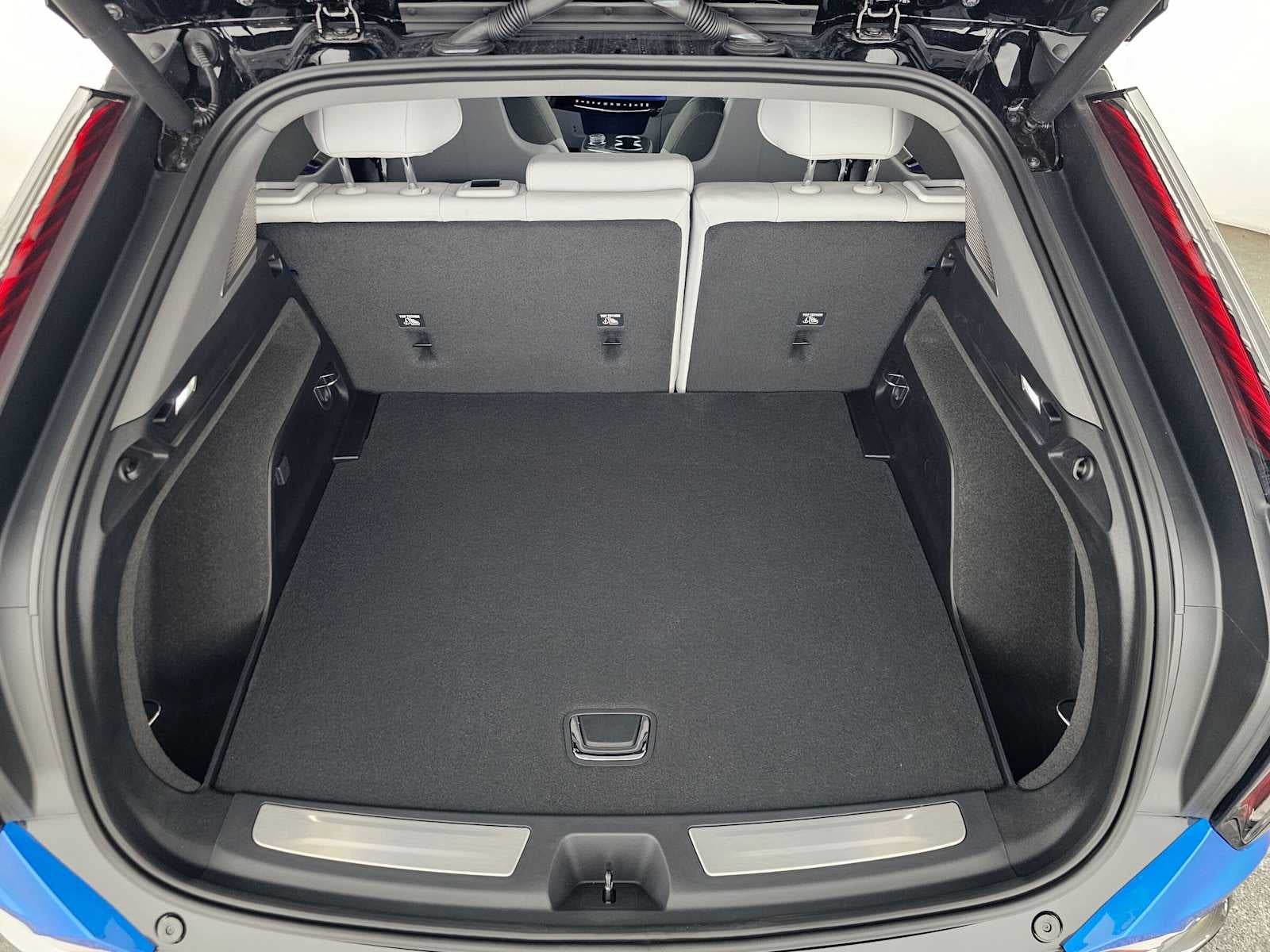2027 Cadillac OPTIQ Luxury