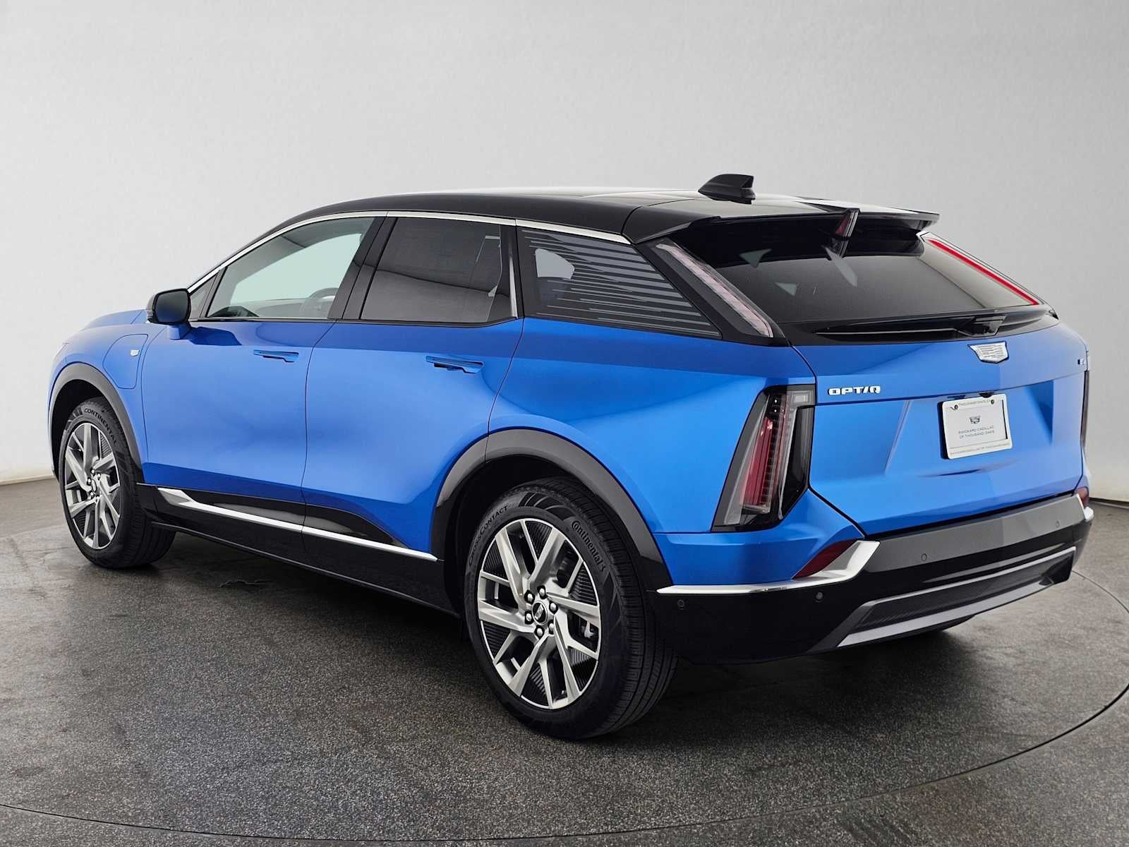 2027 Cadillac OPTIQ Luxury