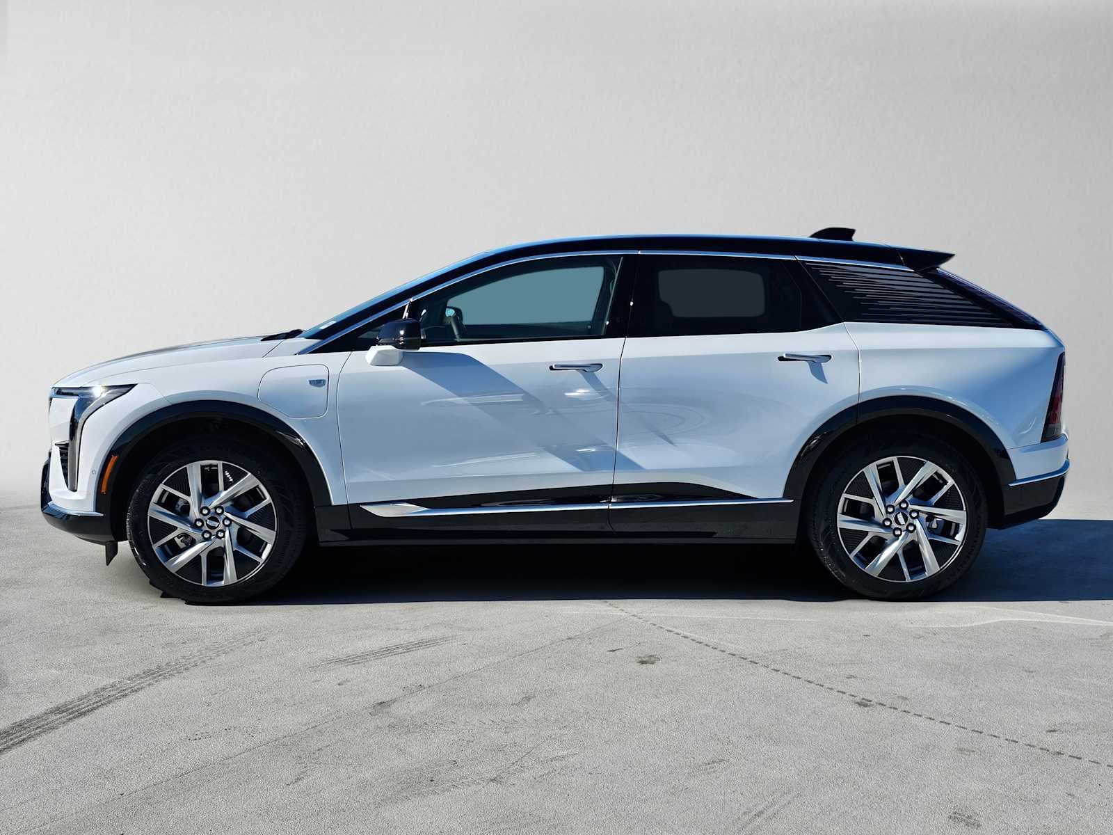 2027 Cadillac OPTIQ Luxury