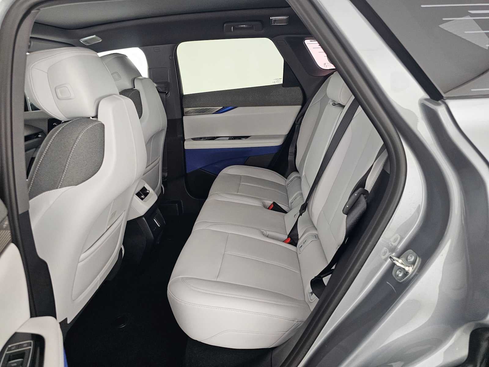 2027 Cadillac OPTIQ Luxury