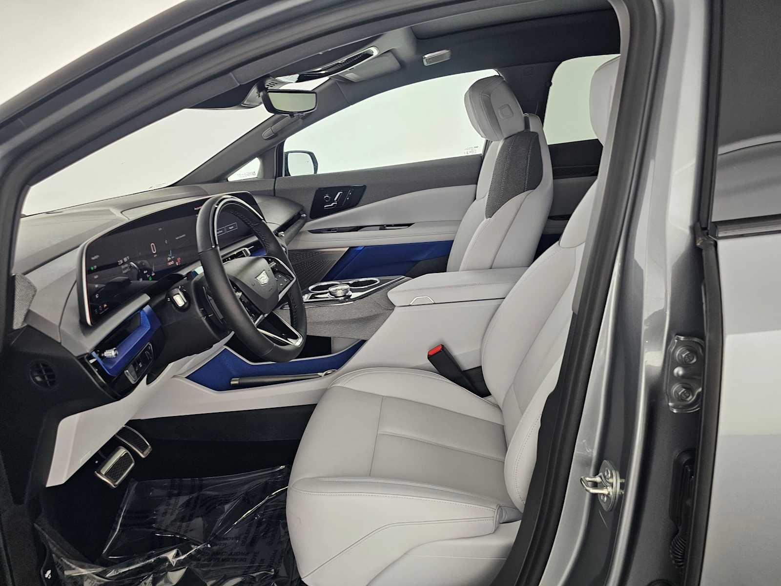 2027 Cadillac OPTIQ Luxury