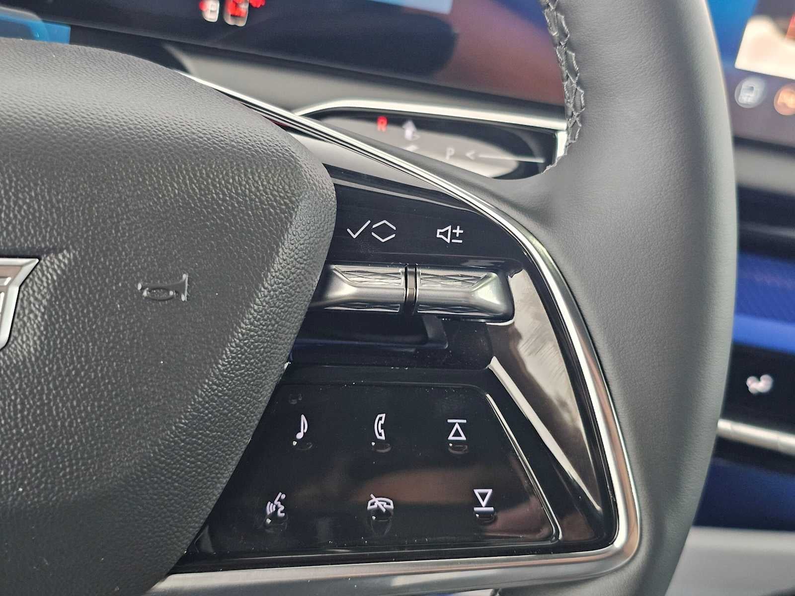 2027 Cadillac OPTIQ Luxury