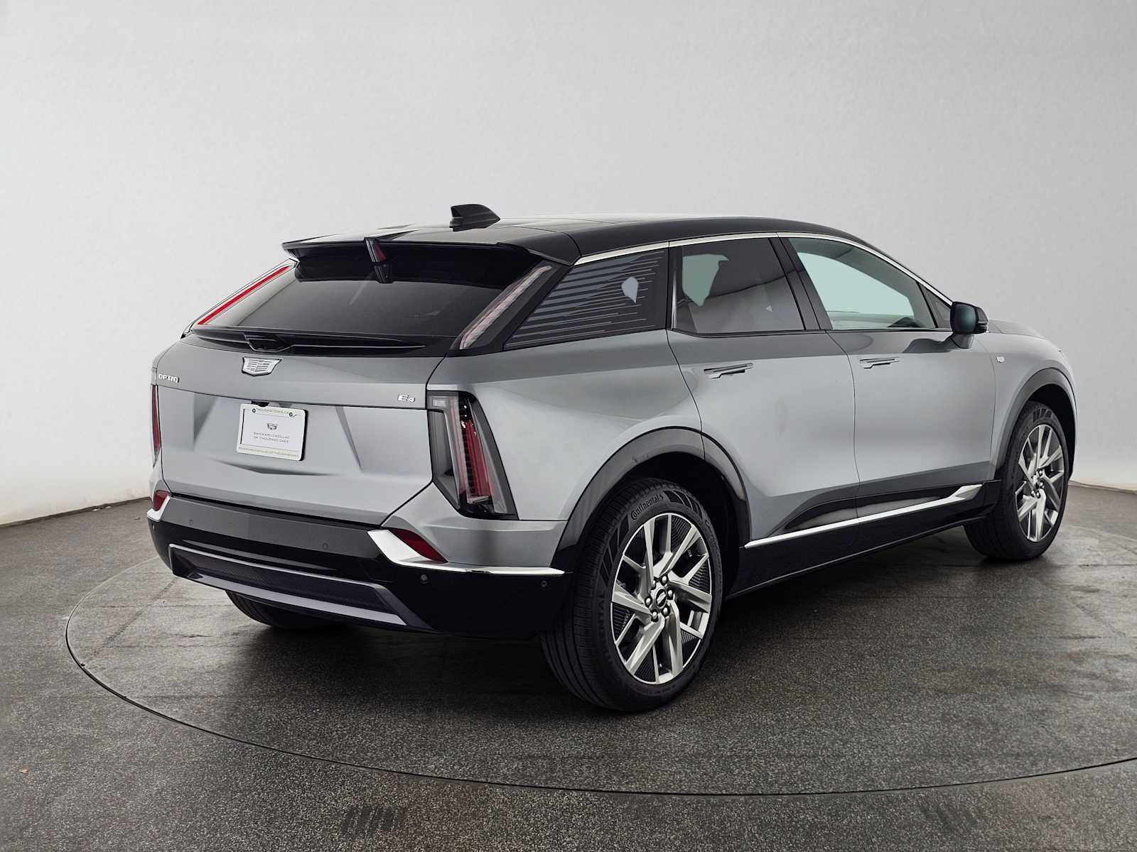 2027 Cadillac OPTIQ Luxury