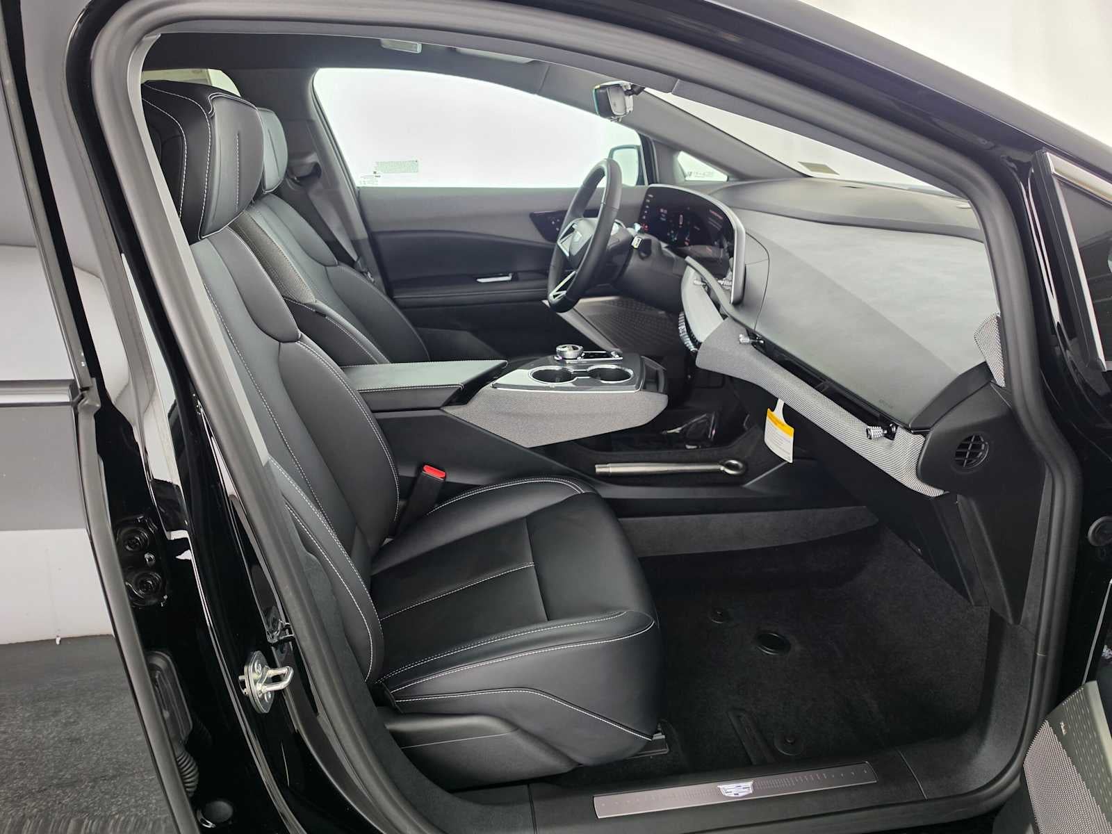 2027 Cadillac OPTIQ Luxury