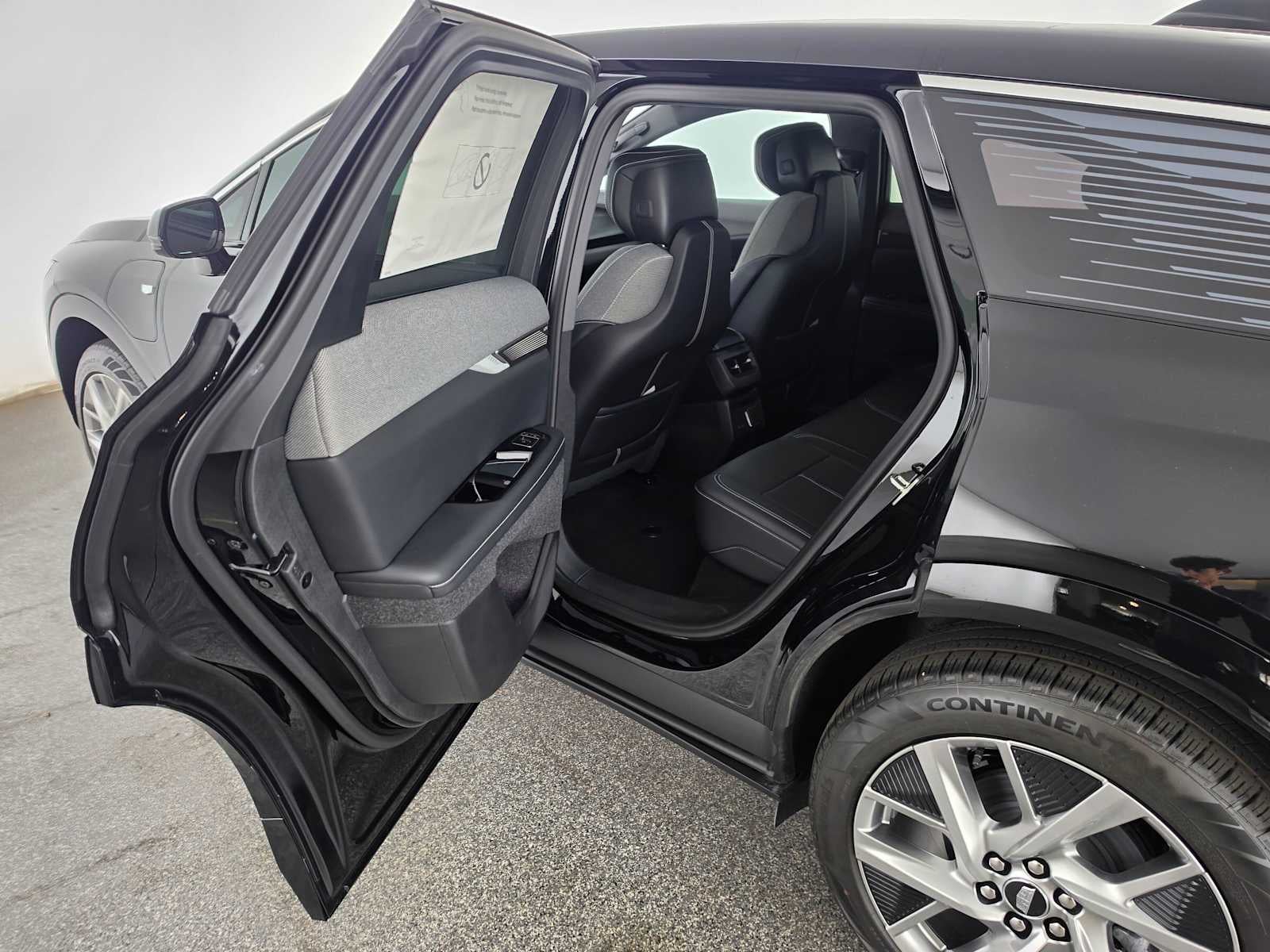 2027 Cadillac OPTIQ Luxury