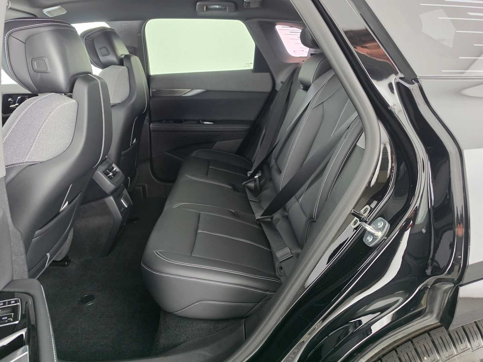 2027 Cadillac OPTIQ Luxury