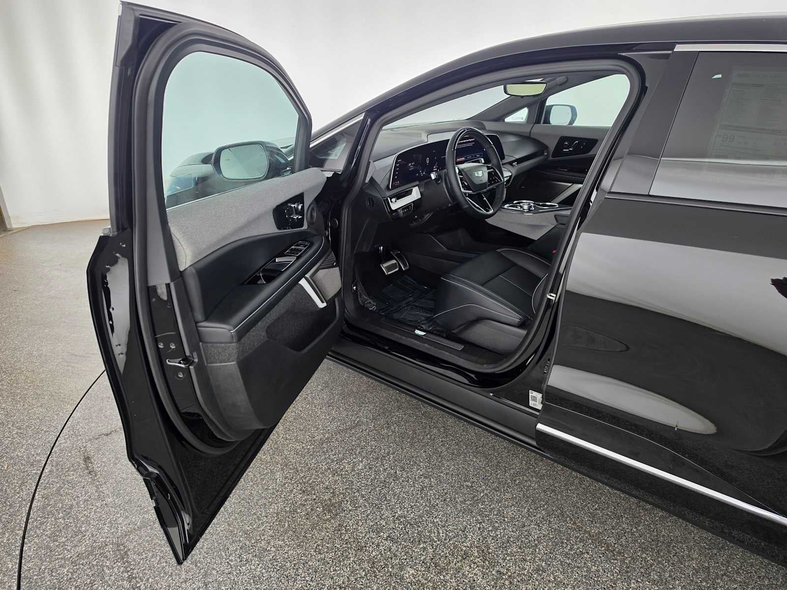2027 Cadillac OPTIQ Luxury