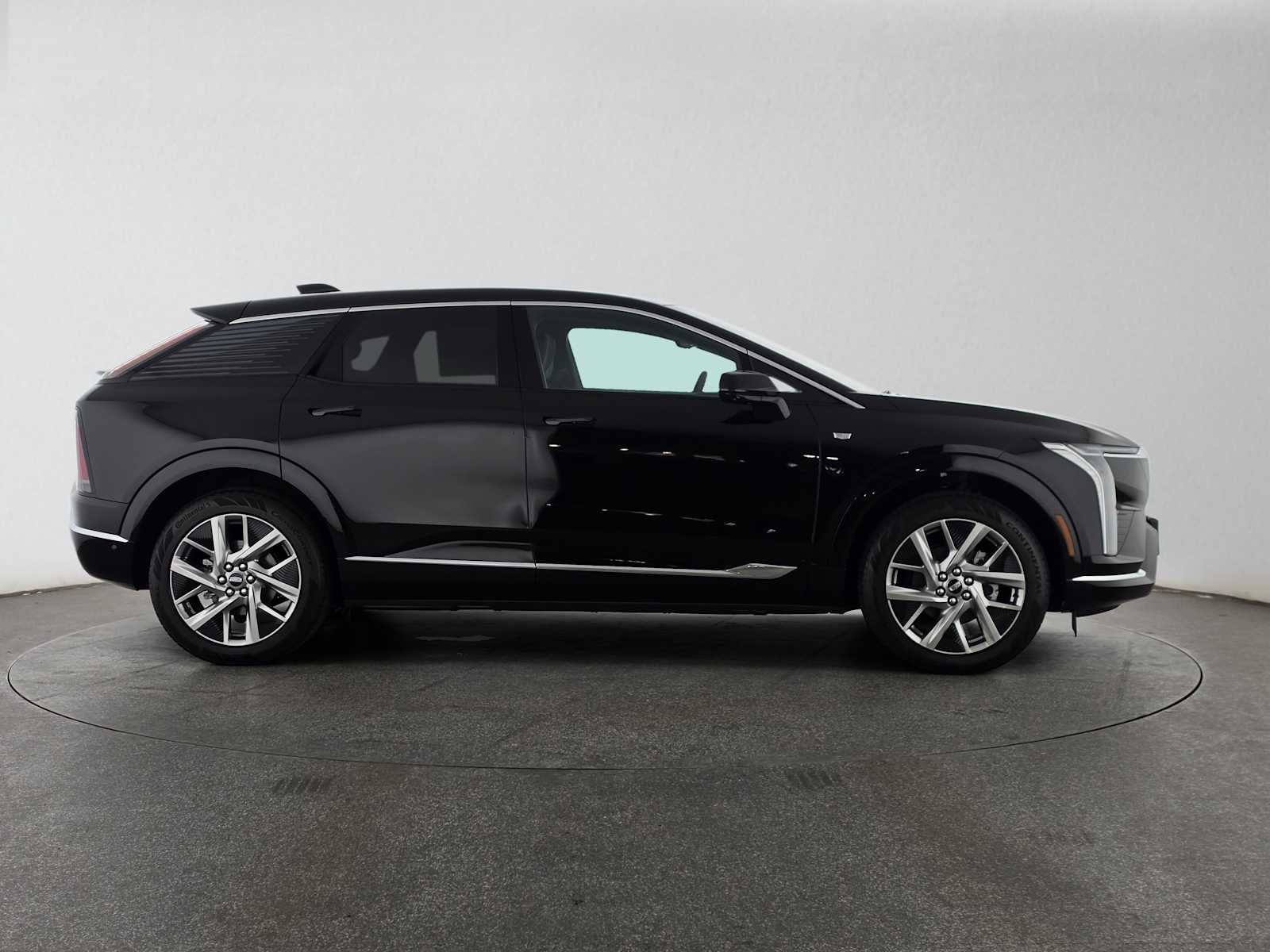 2027 Cadillac OPTIQ Luxury