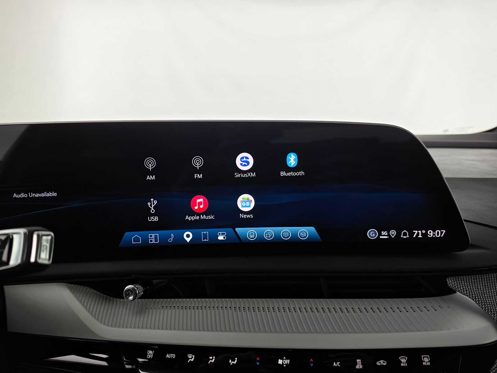 2027 Cadillac OPTIQ Luxury