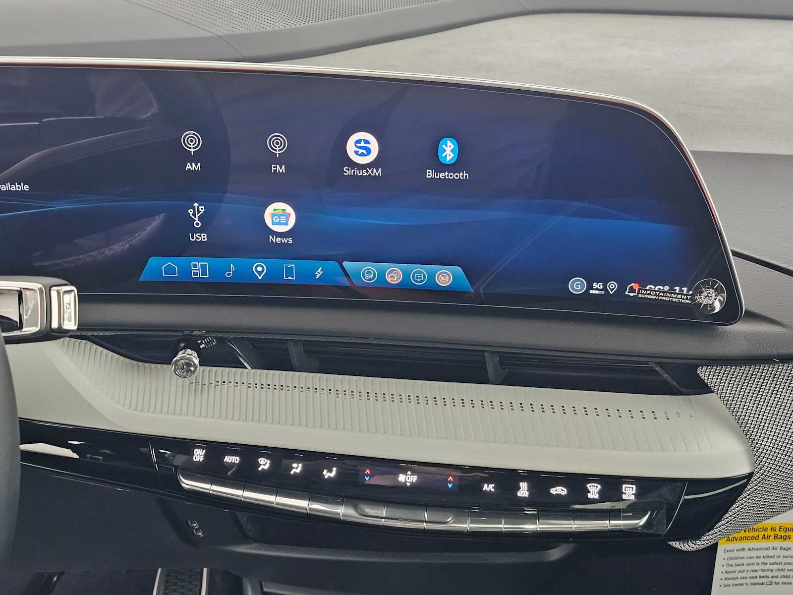 2026 Cadillac OPTIQ Luxury