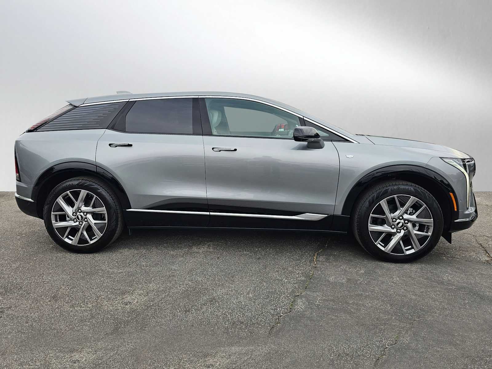 2026 Cadillac OPTIQ Luxury