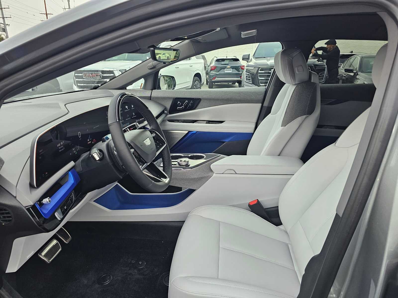 2026 Cadillac OPTIQ Luxury