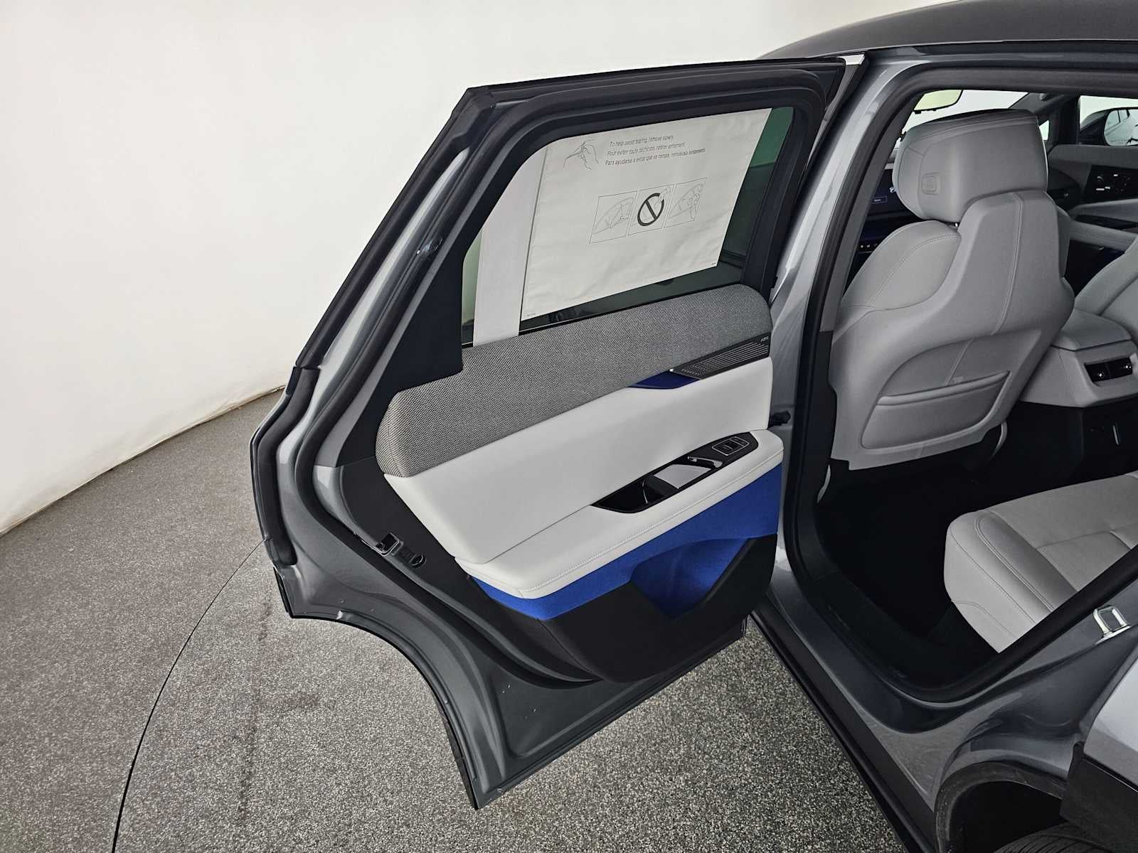 2027 Cadillac OPTIQ Premium Luxury