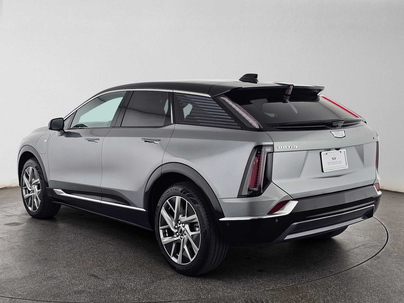 2027 Cadillac OPTIQ Premium Luxury
