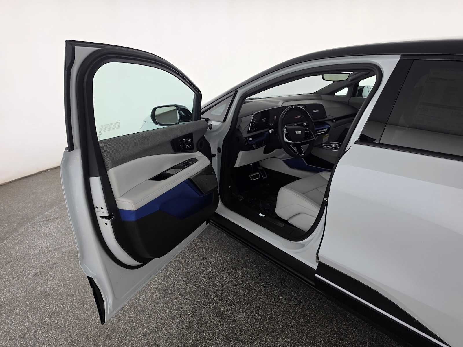 2027 Cadillac OPTIQ Premium Sport