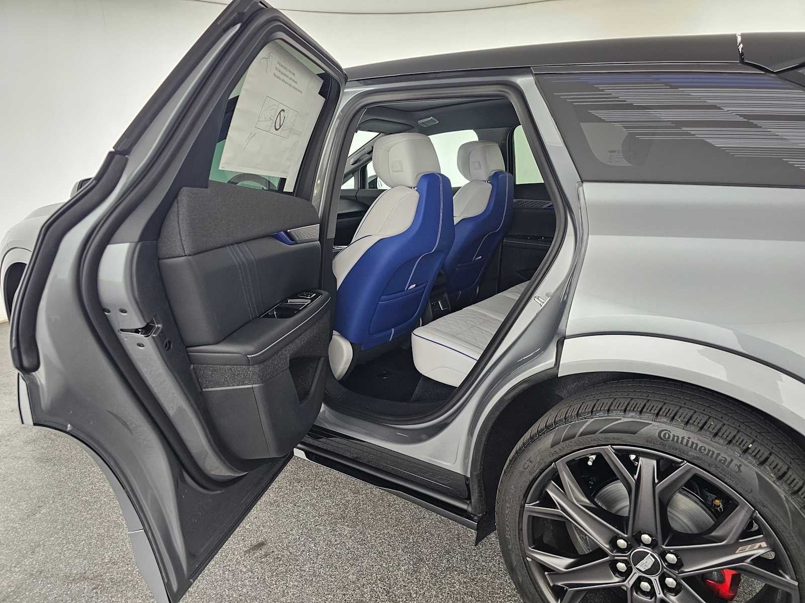 2027 Cadillac OPTIQ OPTIQ-V