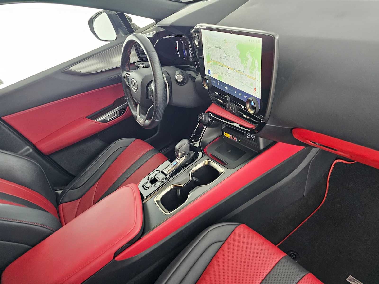 2024 Lexus NX NX 450h+ F SPORT Handling