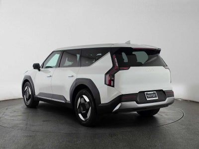 2024 Kia EV9 Light Long Range