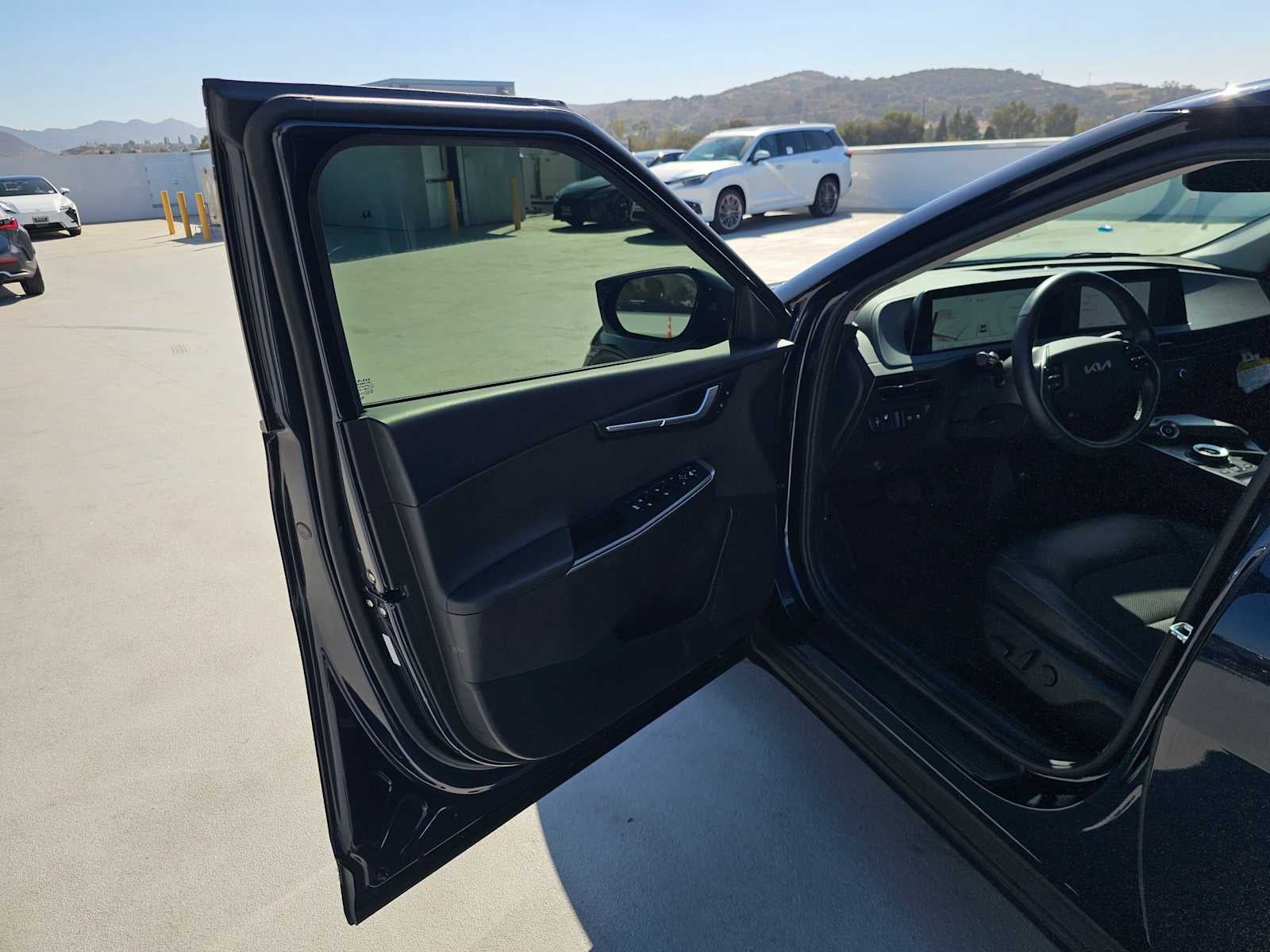 2024 Kia EV6 Light