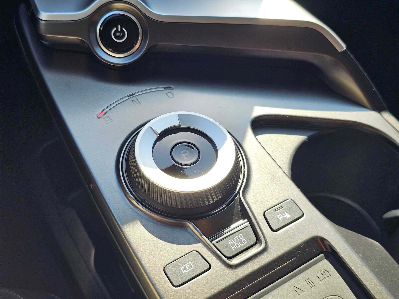 2024 Kia EV6 Light