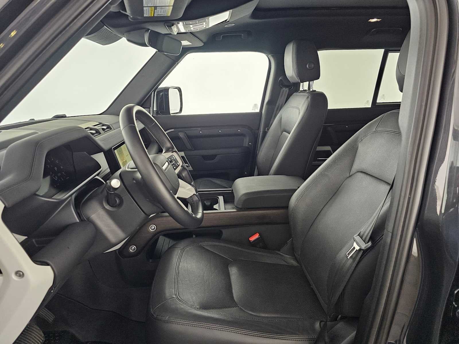 2024 Land Rover Defender S