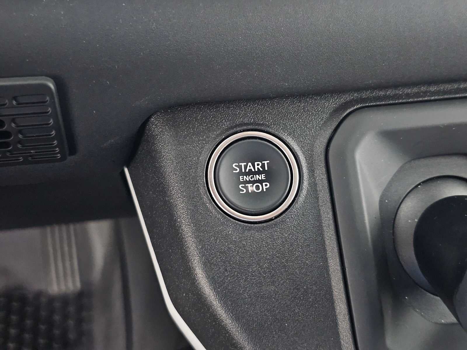 2024 Land Rover Defender S