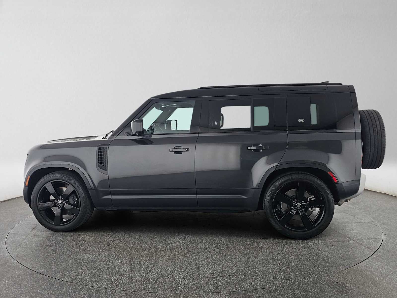 2024 Land Rover Defender S