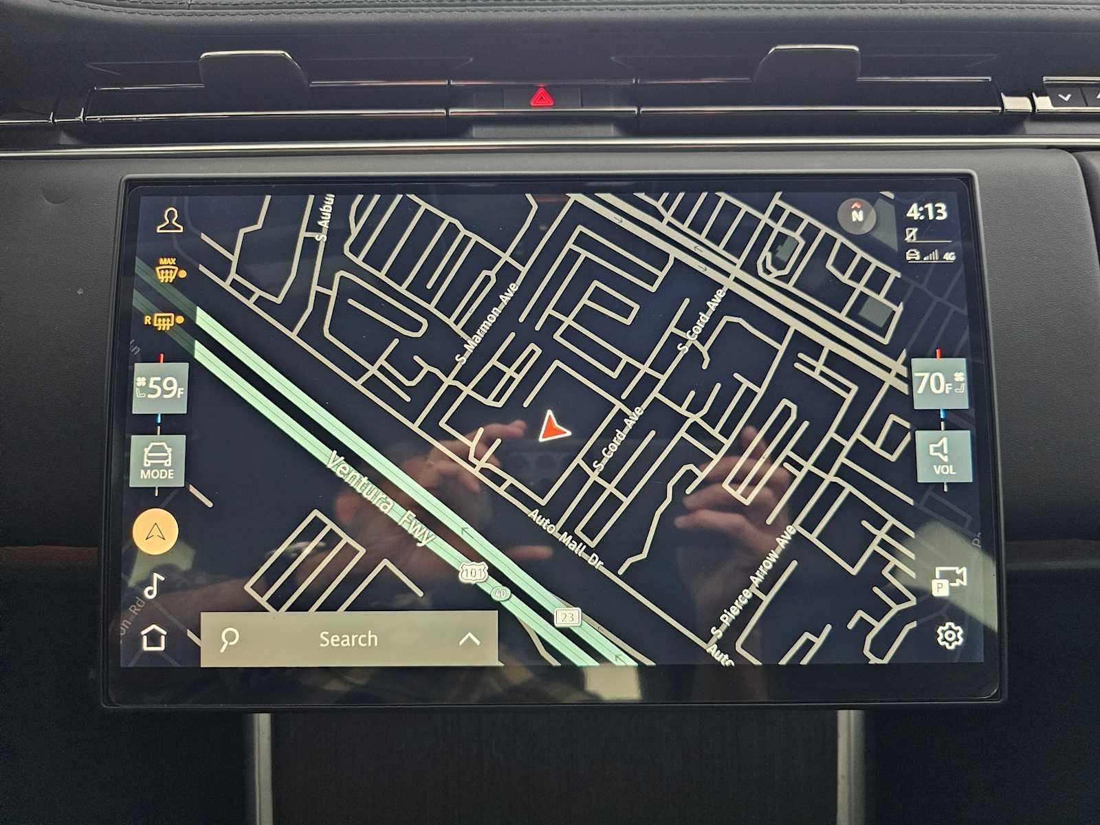 2025 Land Rover Range Rover SE