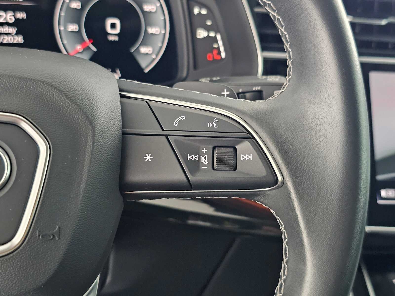 2025 Audi Q7 Premium Plus