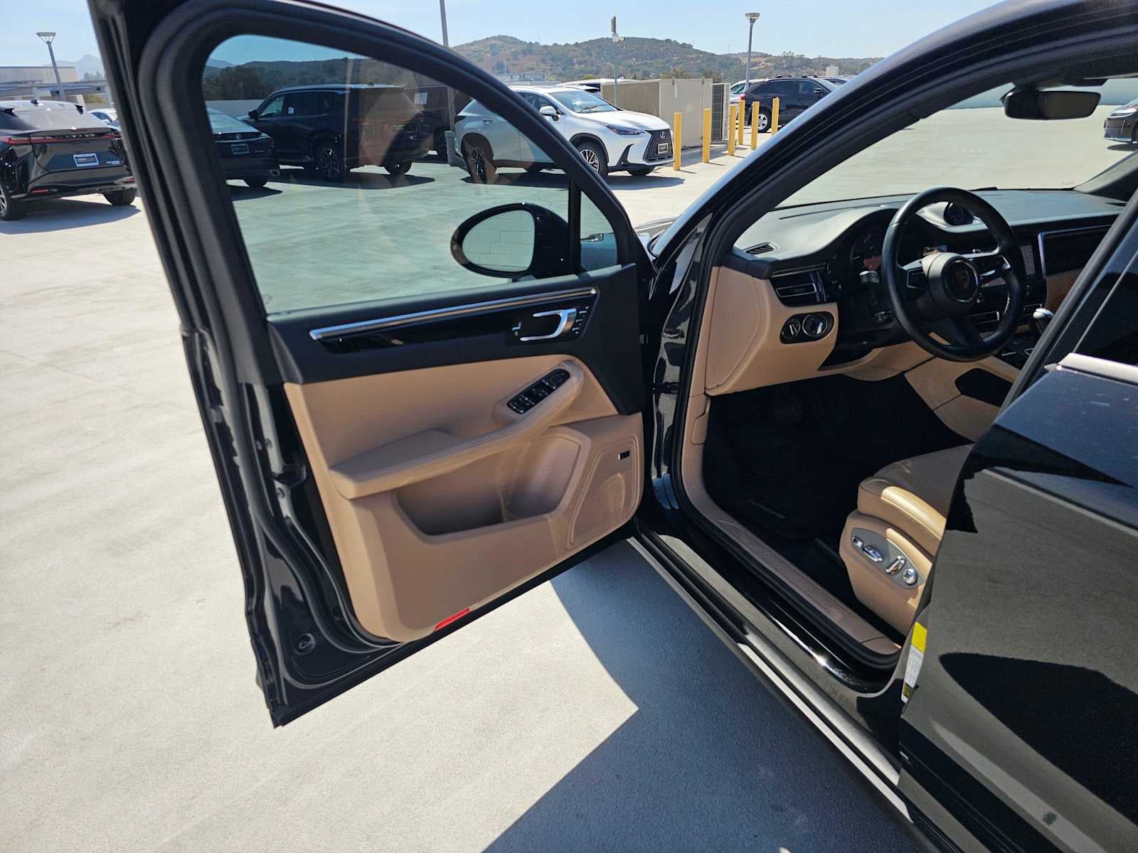 2023 Porsche Macan 4DR AWD