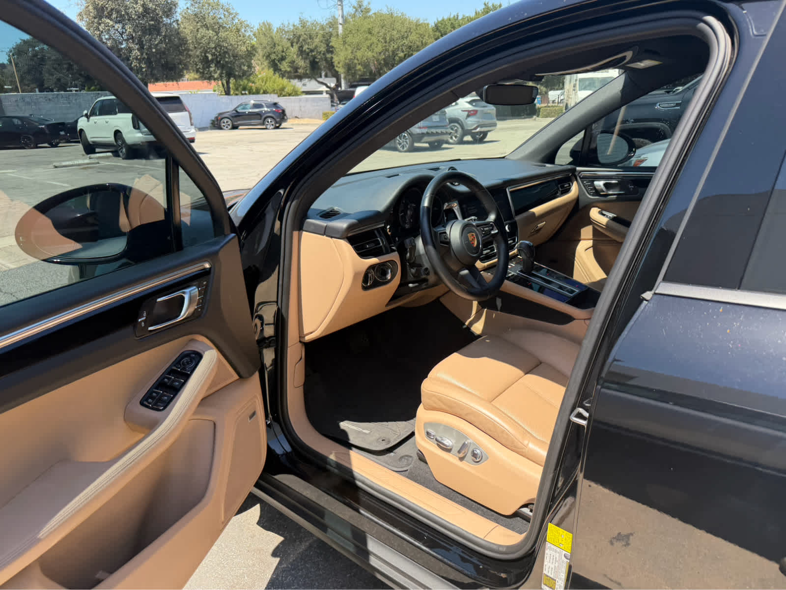 2023 Porsche Macan 4DR AWD