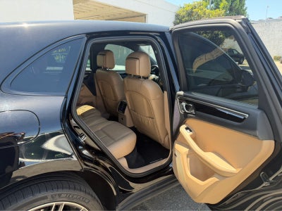 2023 Porsche Macan 4DR AWD