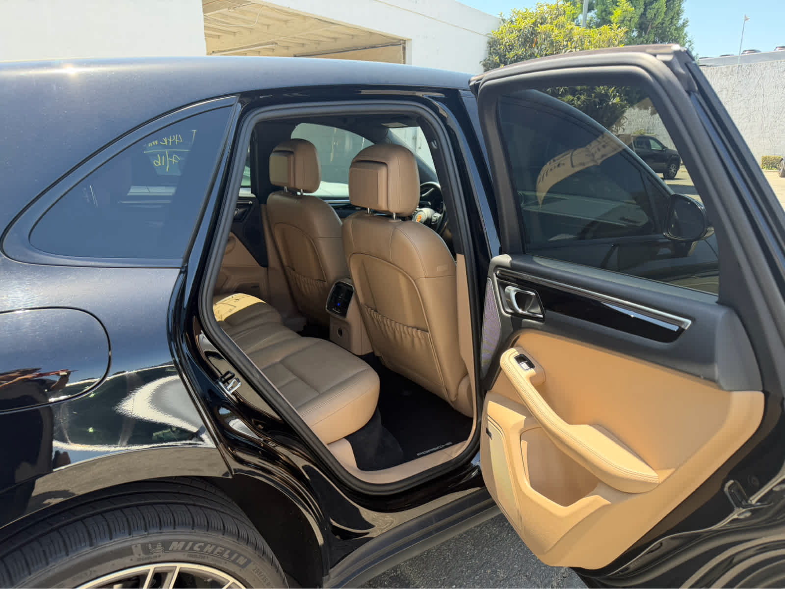 2023 Porsche Macan 4DR AWD