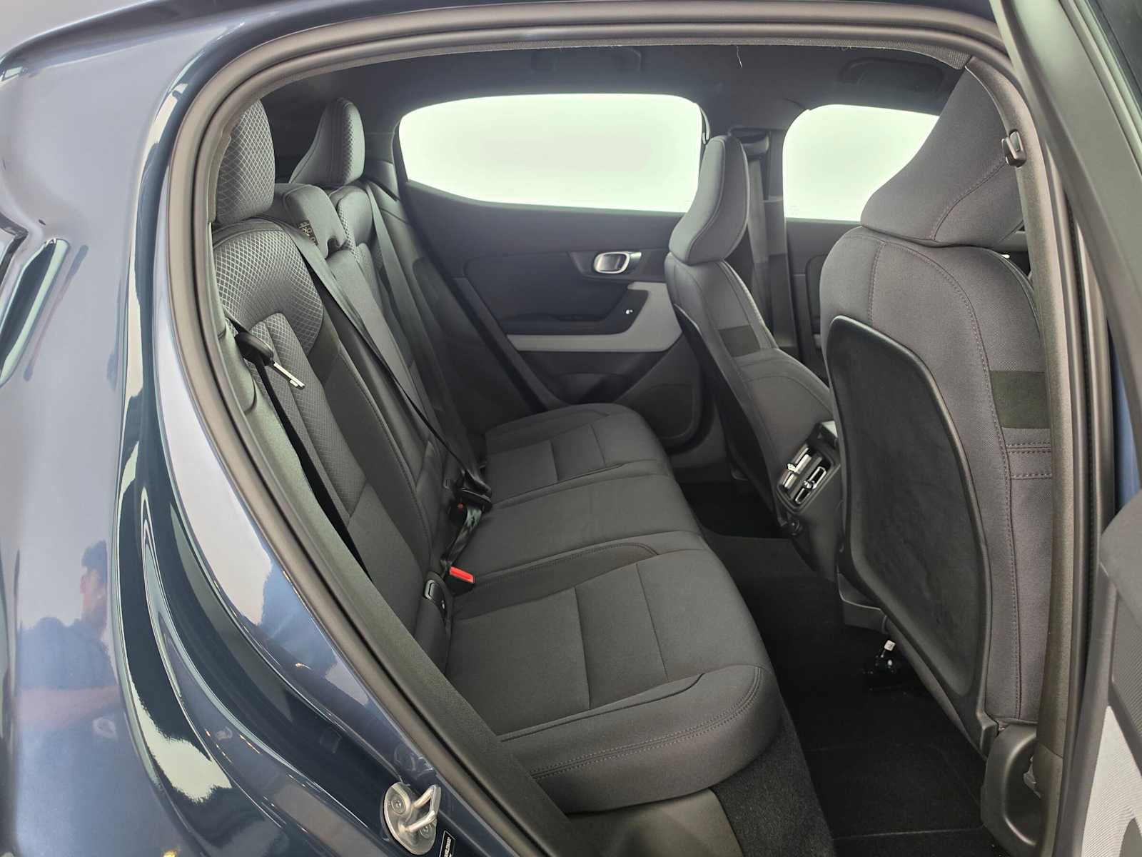 2024 POLESTAR 2 4DR SING MOTR LON