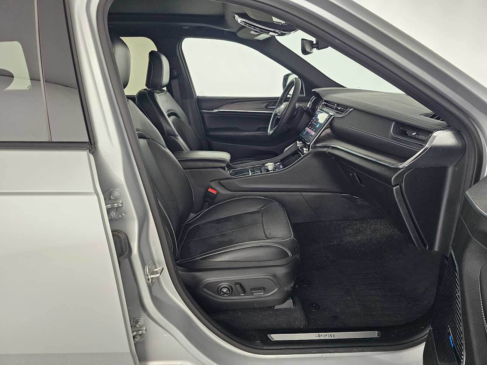 2023 Jeep Grand Cherokee 4xe Overland