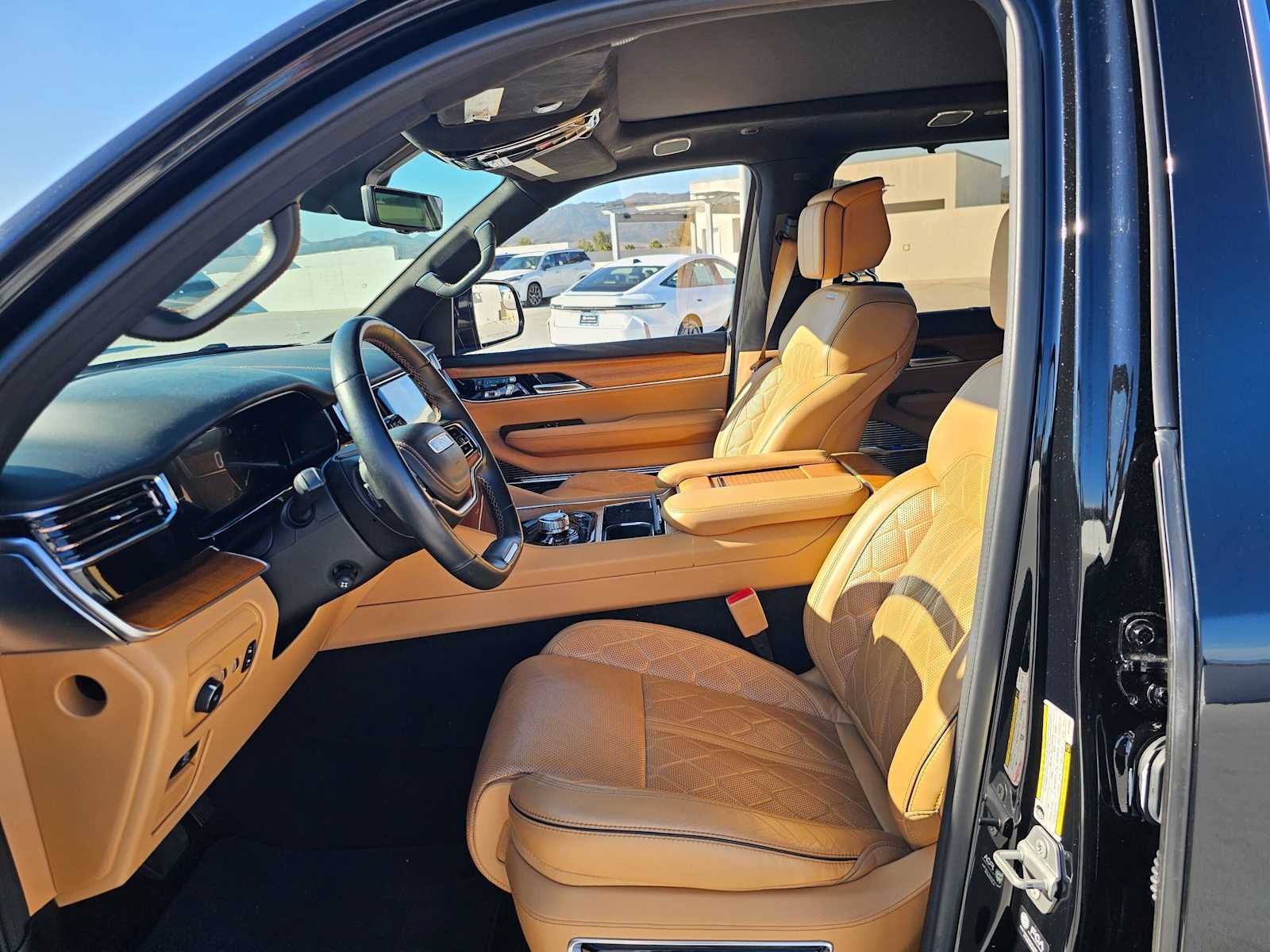 2022 Jeep Grand Wagoneer Series III