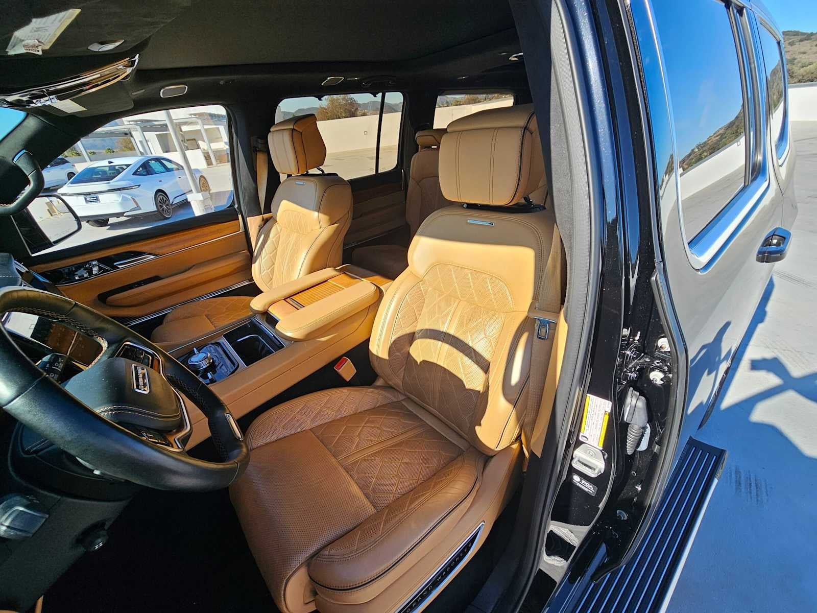 2022 Jeep Grand Wagoneer Series III