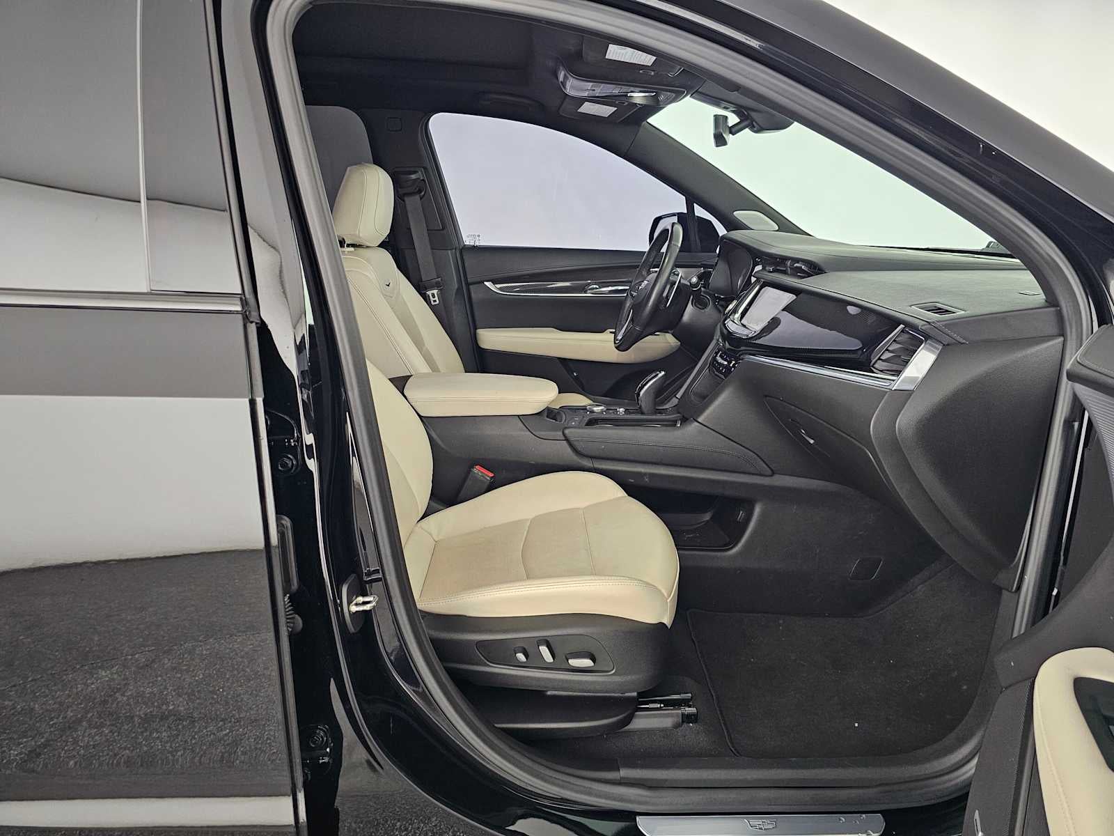 2023 Cadillac XT6 AWD Sport