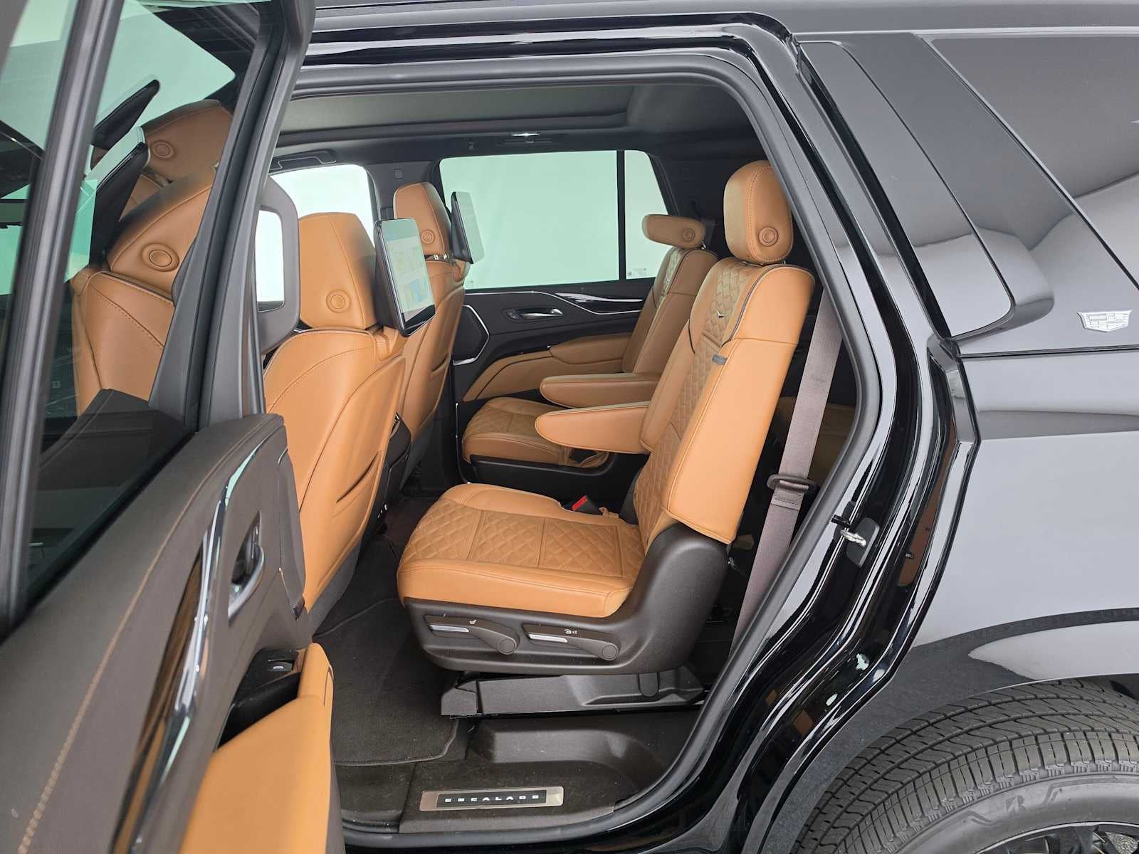 2023 Cadillac Escalade 4WD Sport
