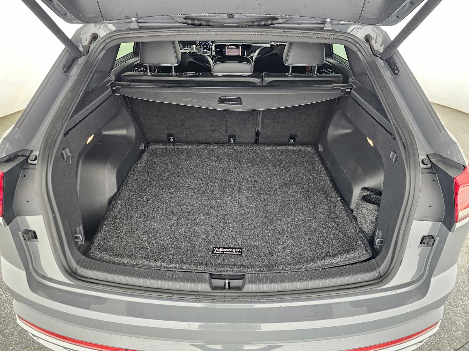 2021 Volkswagen Atlas Cross Sport 3.6L V6 SEL Premium R-Line