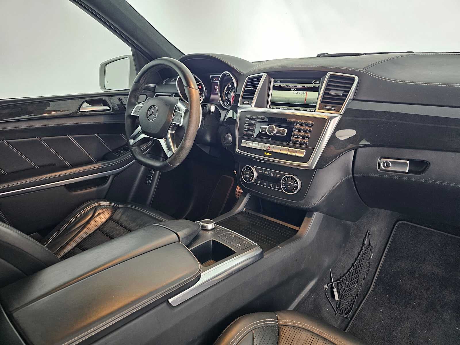 2015 Mercedes-Benz GL 63 AMG® GL 63 AMG®