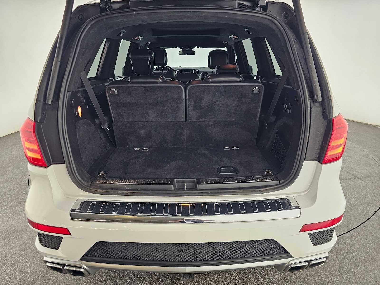 2015 Mercedes-Benz GL 63 AMG® GL 63 AMG®