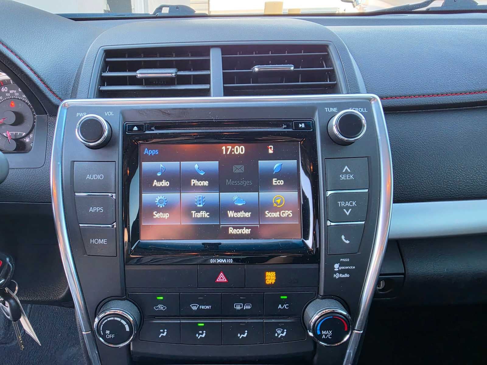 2016 Toyota Camry SE