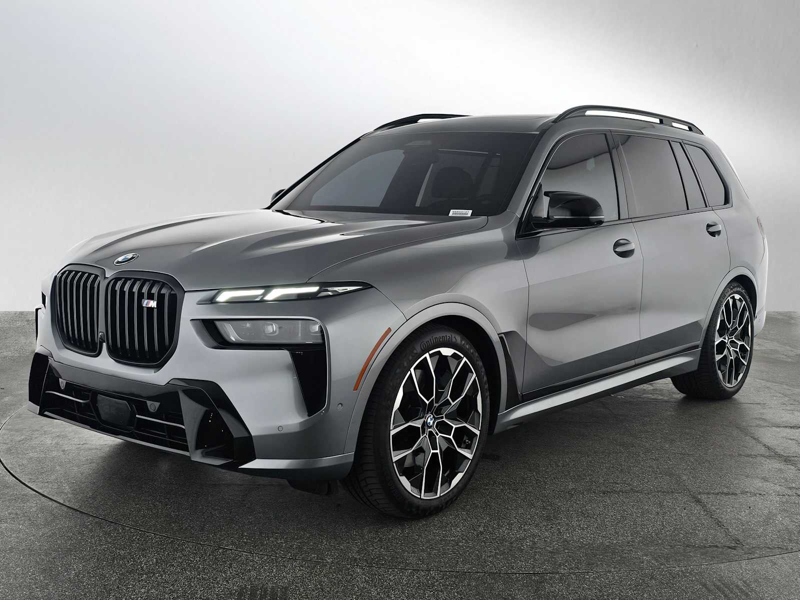2024 BMW X7 M60i
