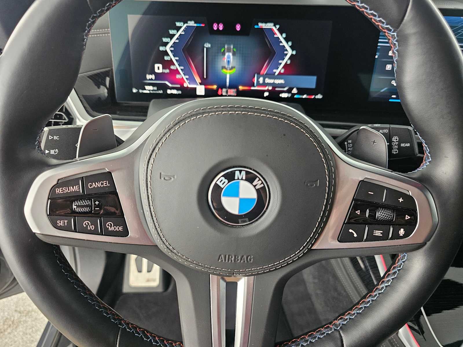 2024 BMW X7 M60i