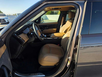 2025 Land Rover Range Rover Sport SE