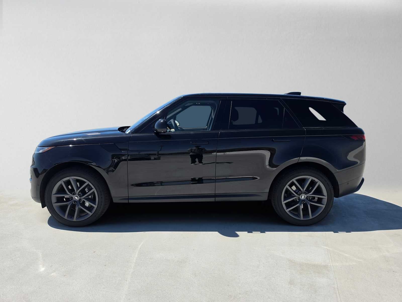 2023 Land Rover Range Rover Sport SE